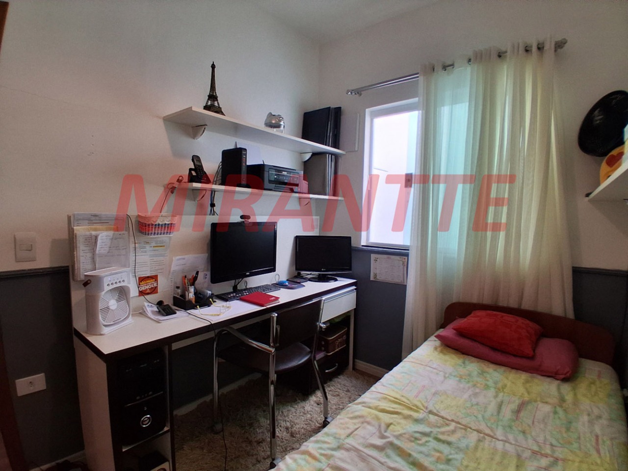 Sobrado de 132m² com 3 quartos em Vila Gustavo