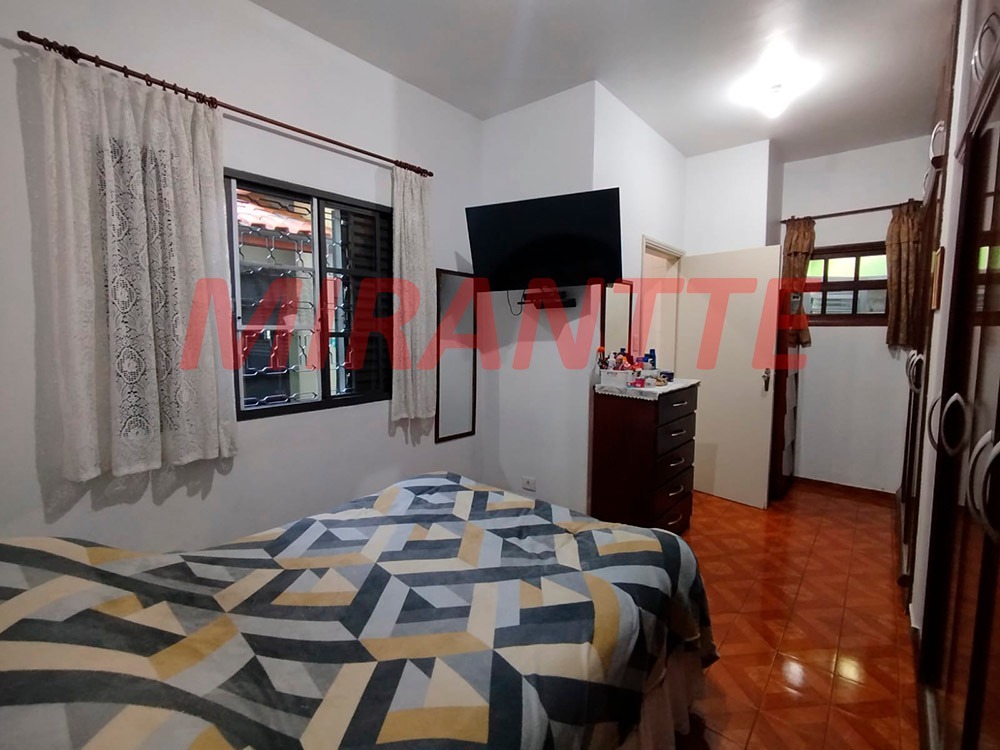 Sobrado de 90m² com 4 quartos em Vila Guaca