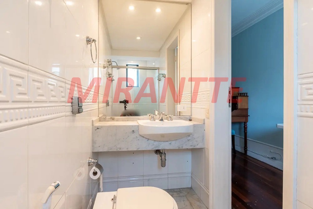 Apartamento de 288m² com 5 quartos em Moema