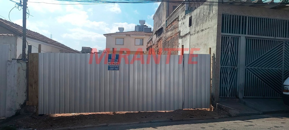 Terreno de 0m² em Vila Guaca