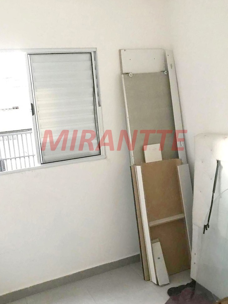Apartamento de 36m² com 2 quartos em Vila Aurora