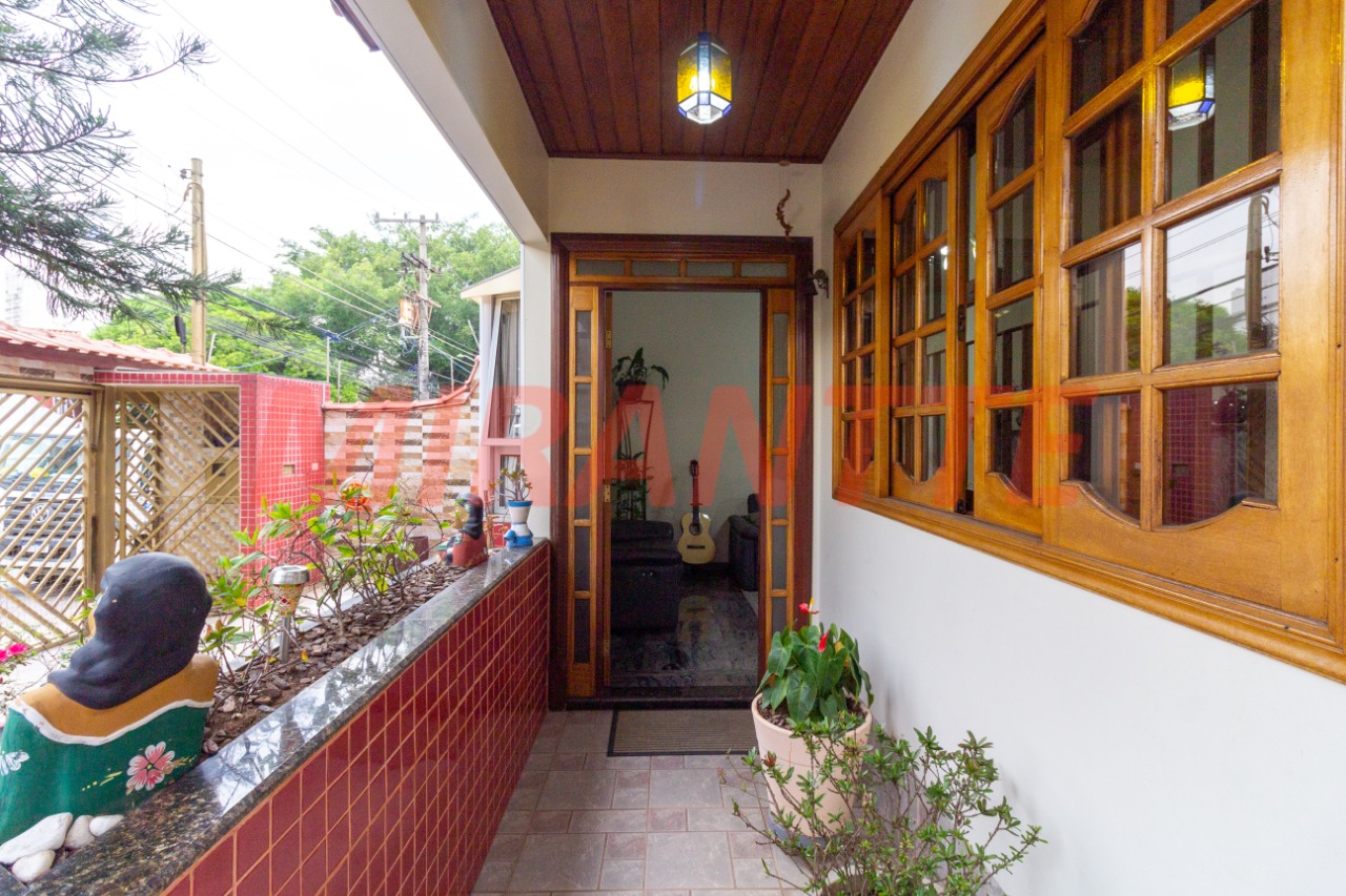 Sobrado de 212m² com 3 quartos em Santa Teresinha