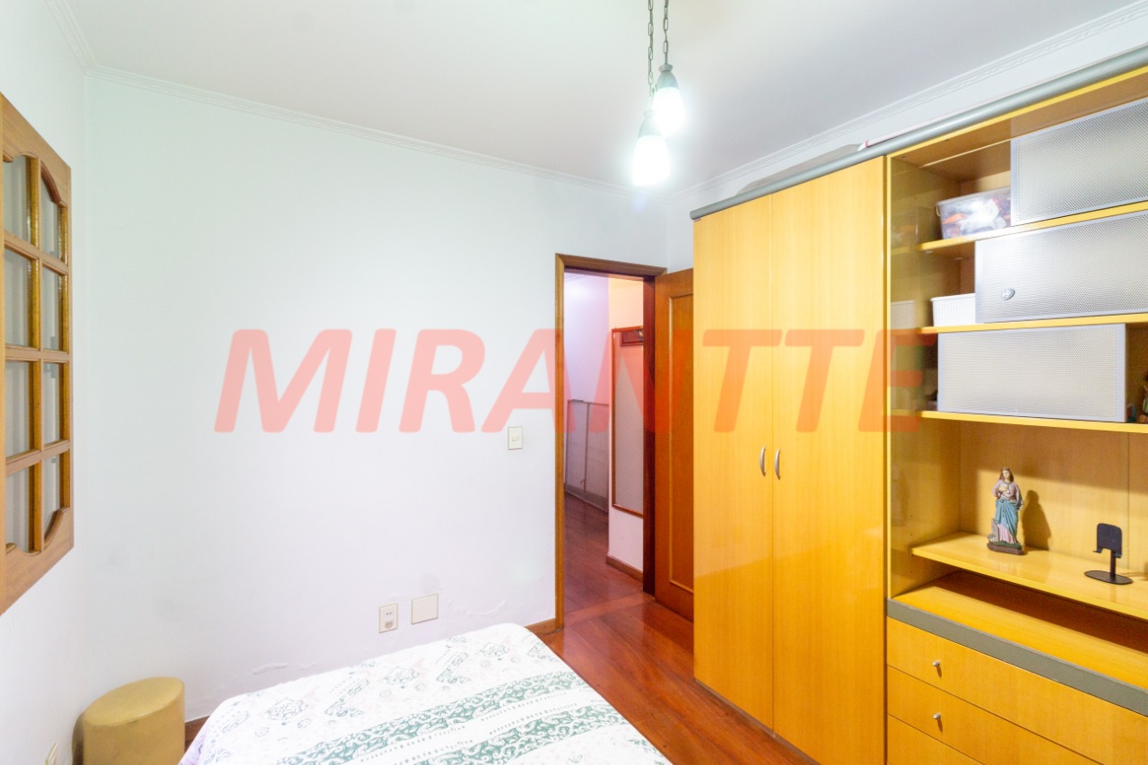 Sobrado de 212m² com 3 quartos em Santa Teresinha