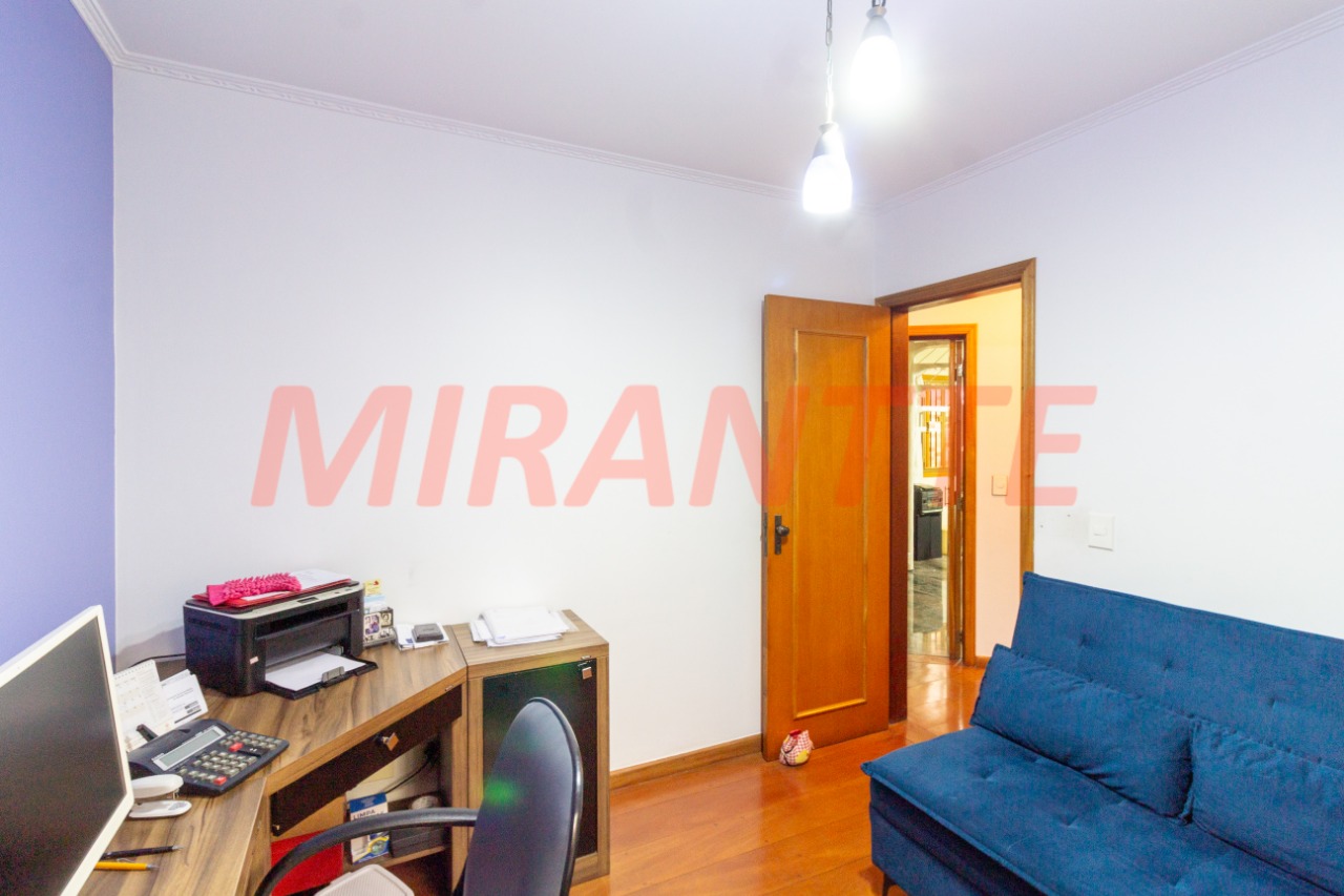 Sobrado de 212m² com 3 quartos em Santa Teresinha