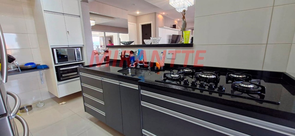 Apartamento de 120m² com 3 quartos em Santa Teresinha