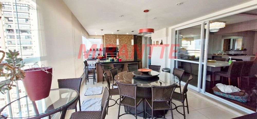 Apartamento de 120m² com 3 quartos em Santa Teresinha
