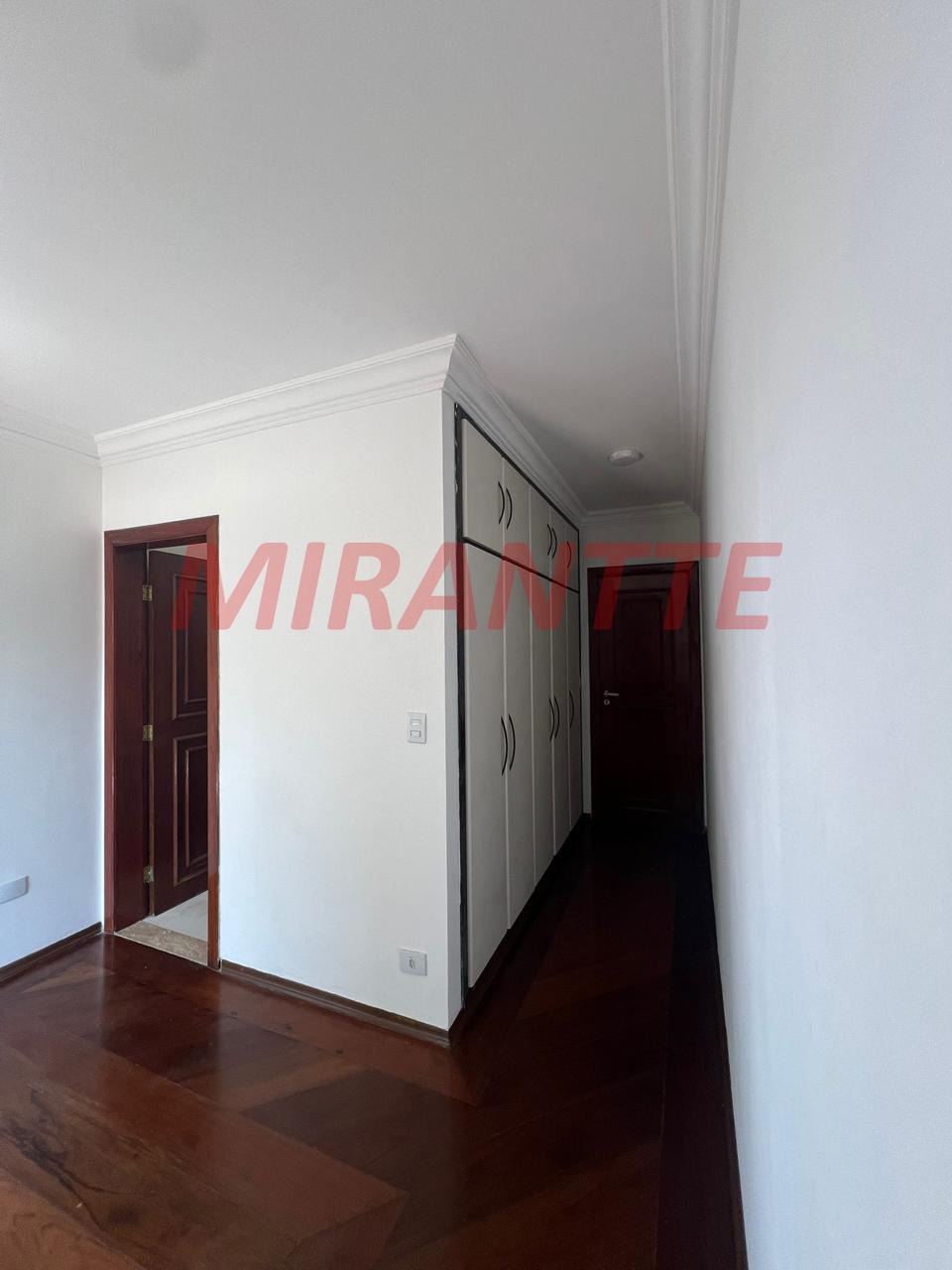 Casa terrea de 400m² com 4 quartos em Samambaia