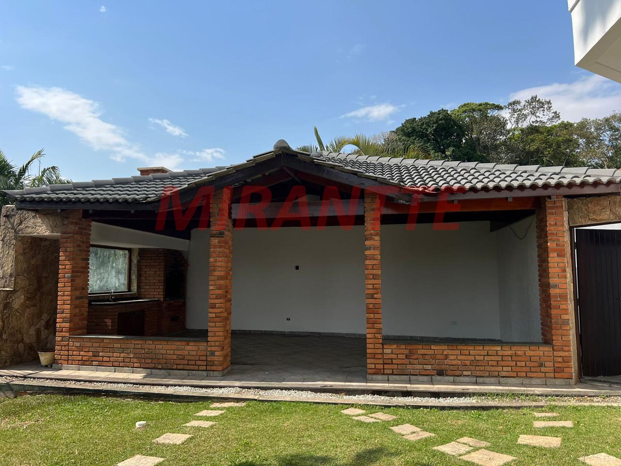 Casa terrea de 400m² com 4 quartos em Samambaia