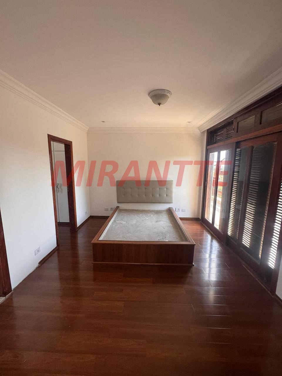 Casa terrea de 400m² com 4 quartos em Samambaia
