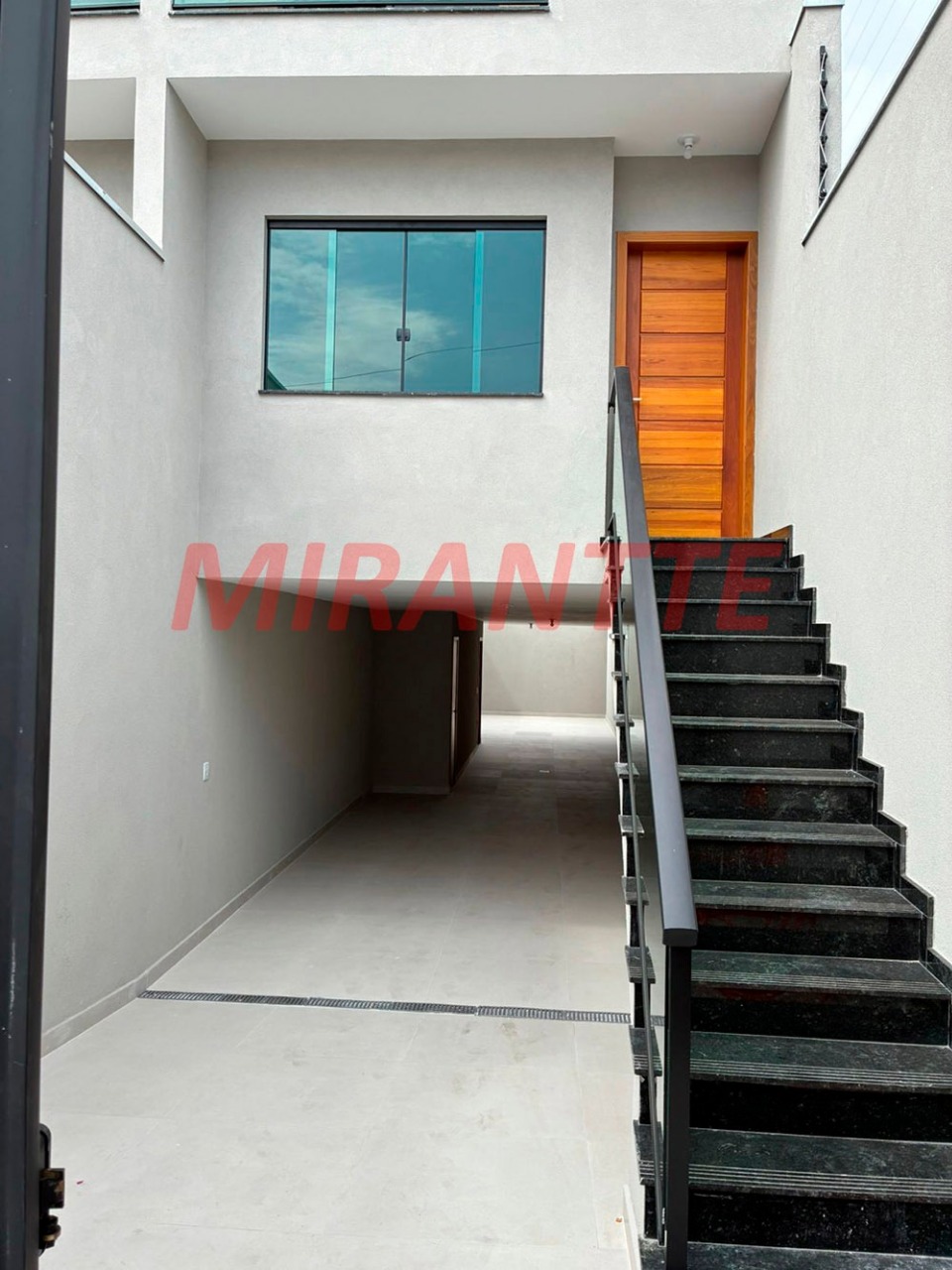 Sobrado de 175m² com 3 quartos em Parada Inglesa