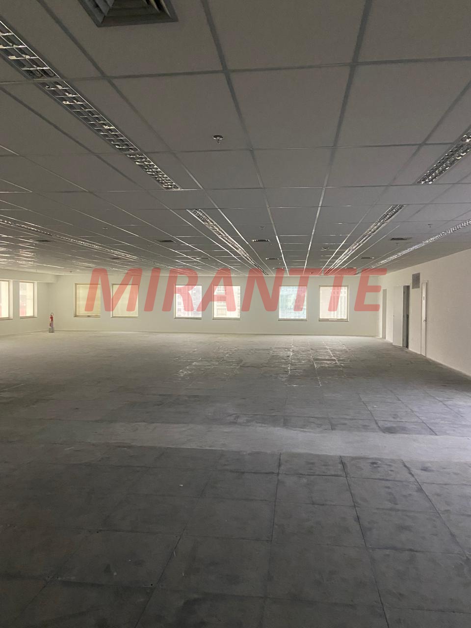 Conjunto comercial de 304m² em Vila Olimpia