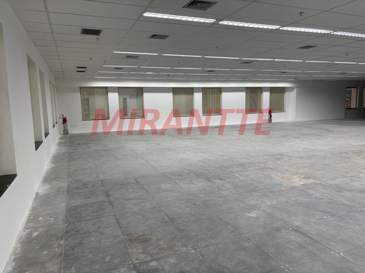 Conjunto comercial de 304m² em Vila Olimpia