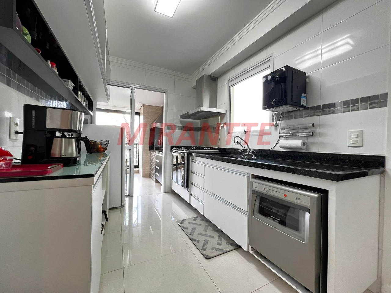 Apartamento de 140m² com 3 quartos em Santa Teresinha