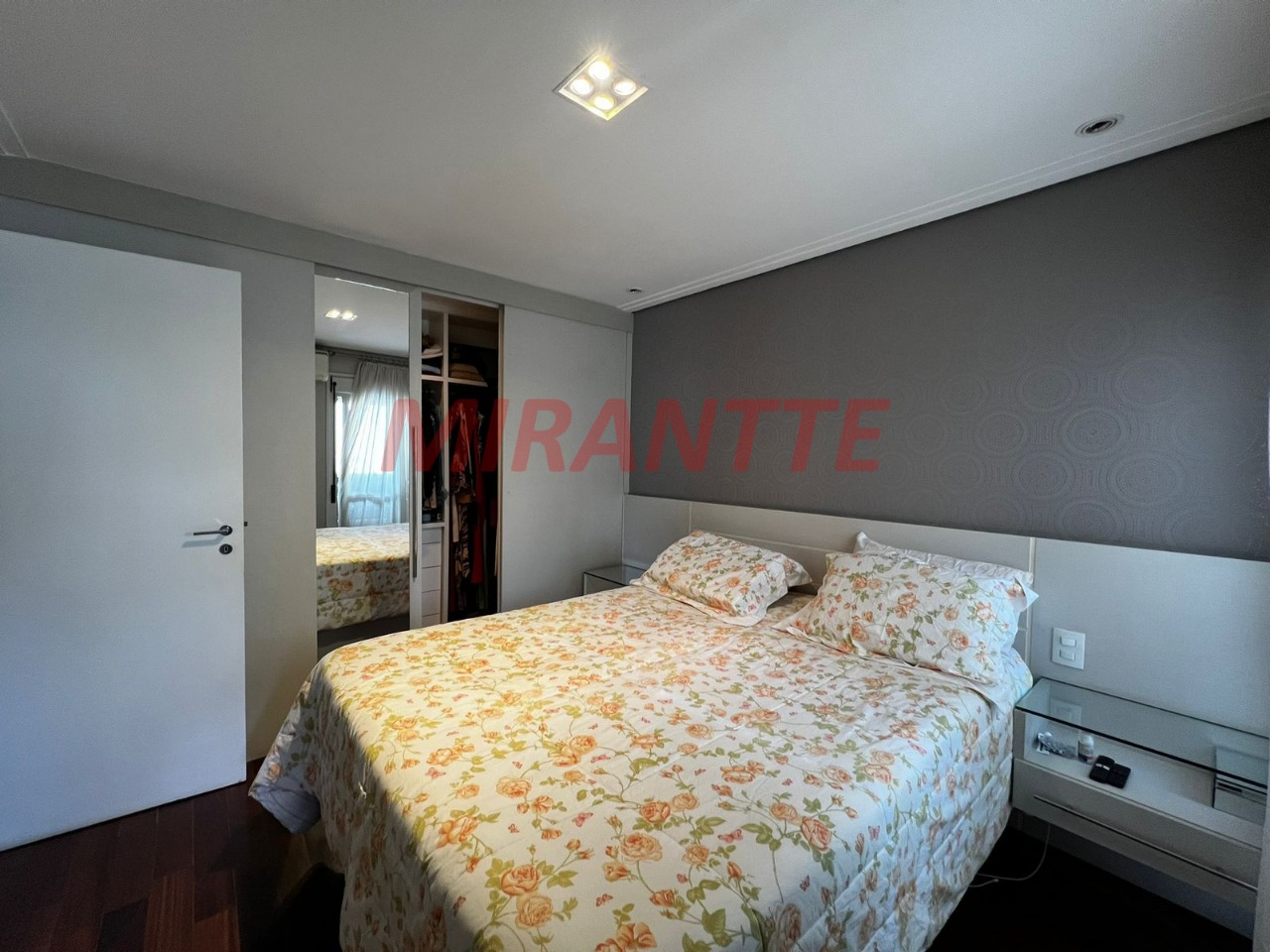 Apartamento de 140m² com 3 quartos em Santa Teresinha