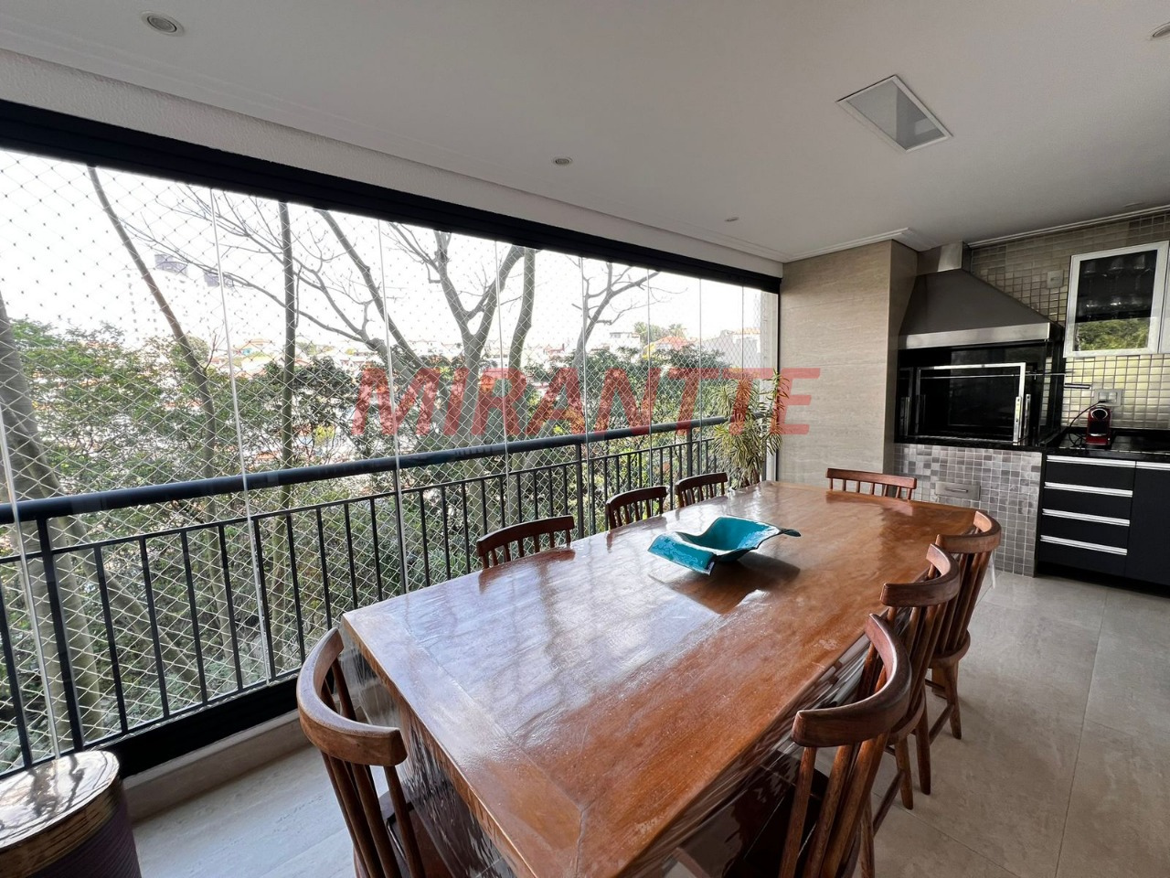 Apartamento de 140m² com 3 quartos em Santa Teresinha