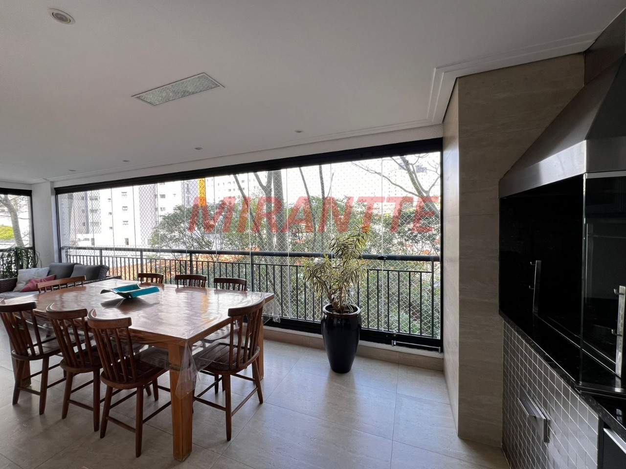 Apartamento de 140m² com 3 quartos em Santa Teresinha