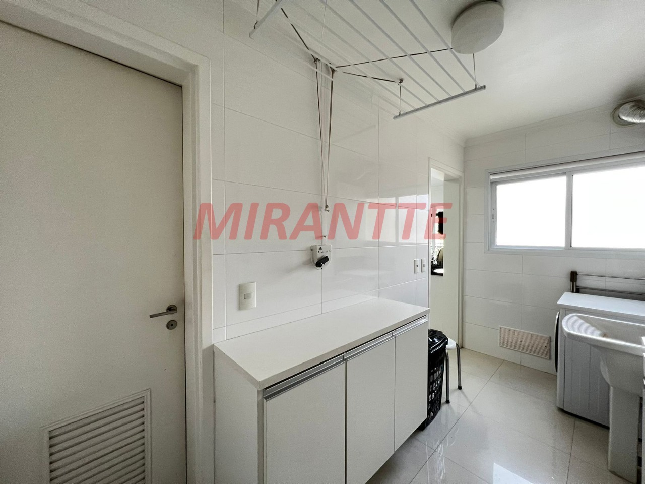 Apartamento de 140m² com 3 quartos em Santa Teresinha
