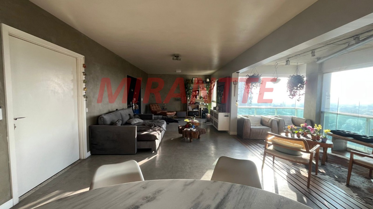 Apartamento de 156m² com 3 quartos em Jaguare