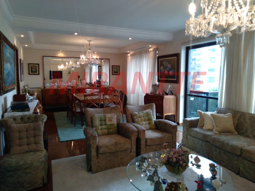 Apartamento de 170m² com 3 quartos em Santana