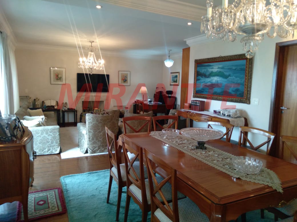 Apartamento de 170m² com 3 quartos em Santana