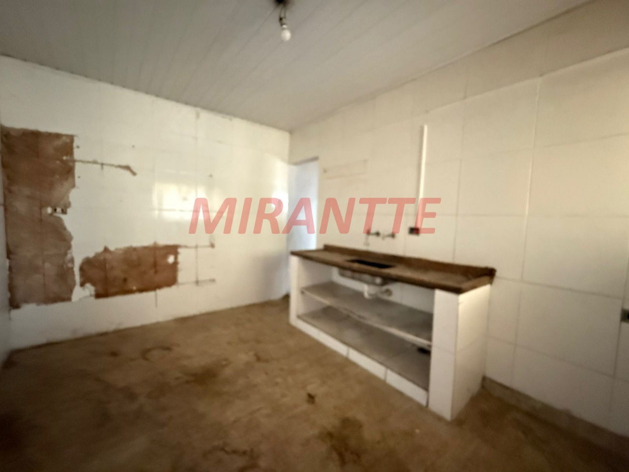Casa terrea de 159m² com 6 quartos em Vila Mazzei