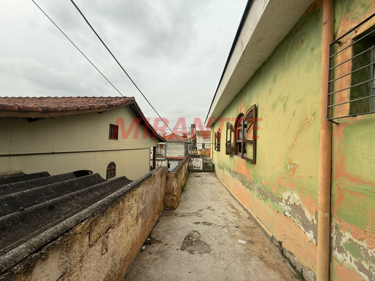 Casa terrea de 159m² com 6 quartos em Vila Mazzei