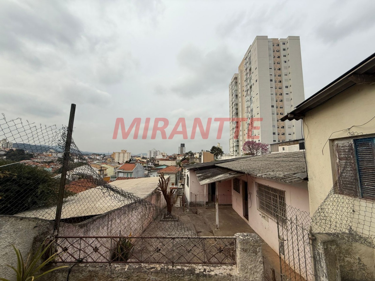 Casa terrea de 159m² com 6 quartos em Vila Mazzei