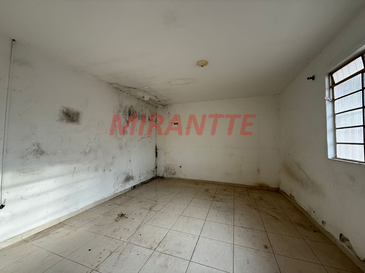 Casa terrea de 159m² com 6 quartos em Vila Mazzei