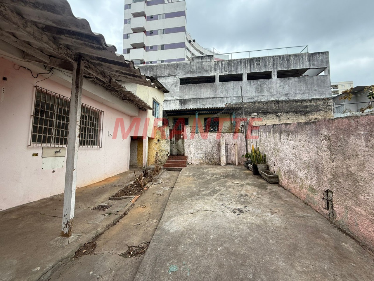 Casa terrea de 159m² com 6 quartos em Vila Mazzei