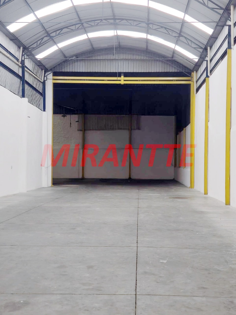 Galpao de 1200m² em Vila Maria