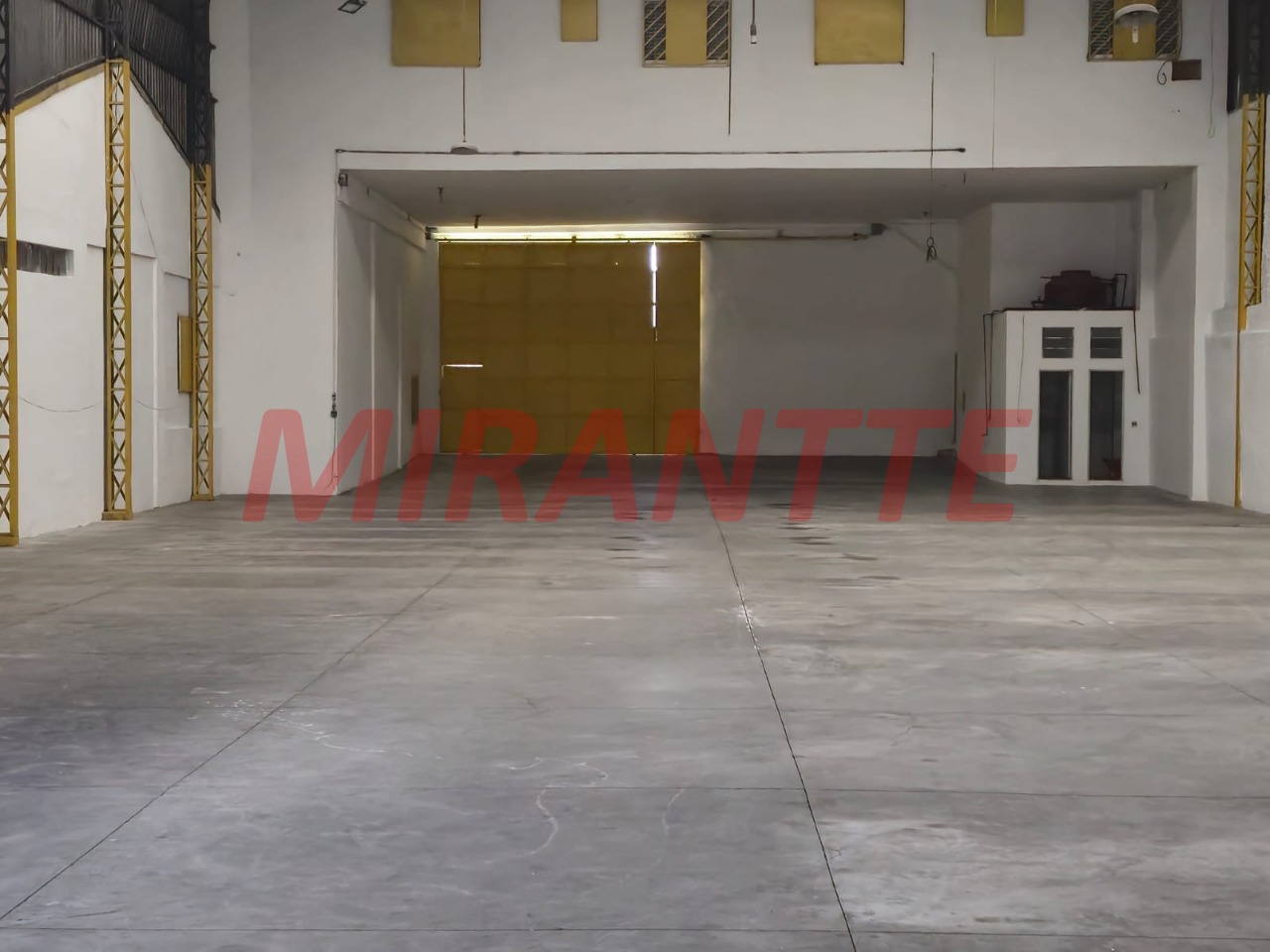 Galpao de 1200m² em Vila Maria
