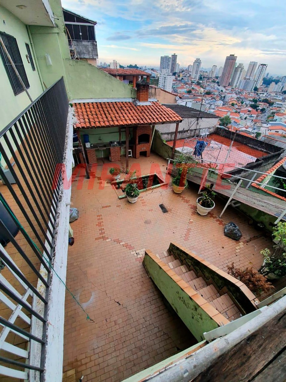 Sobrado de 233m² com 3 quartos em Parada Inglesa
