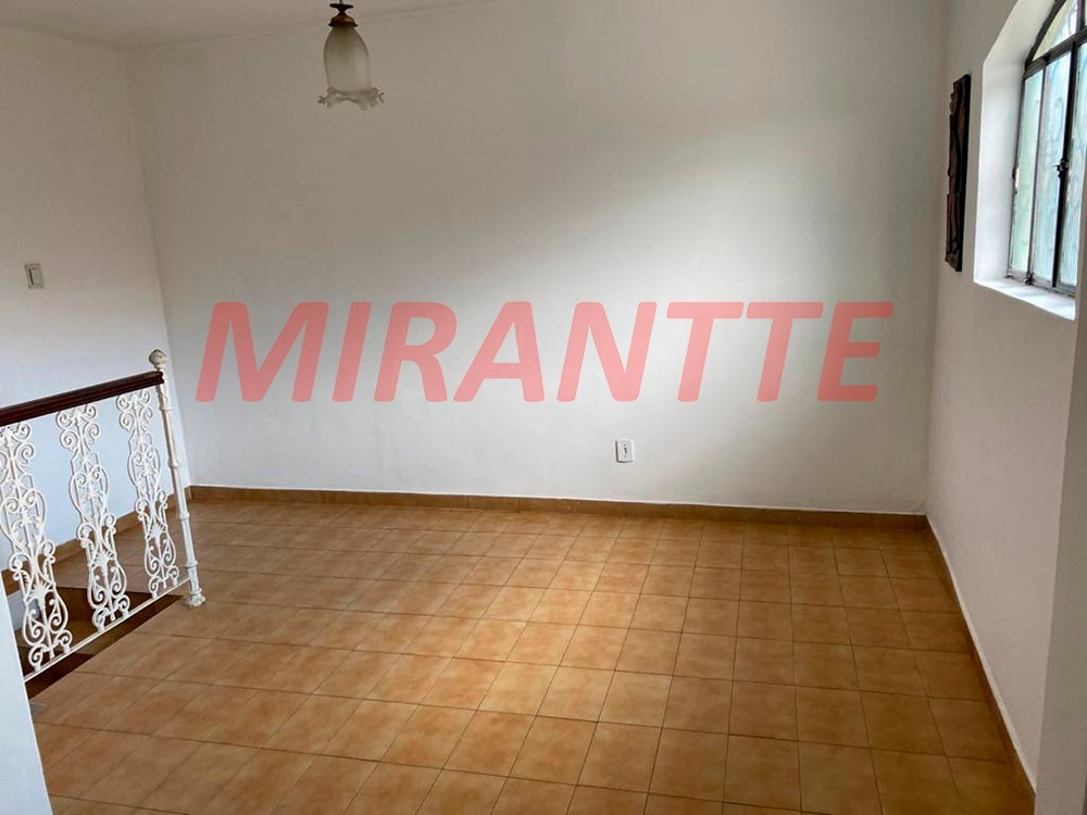 Sobrado de 233m² com 3 quartos em Parada Inglesa