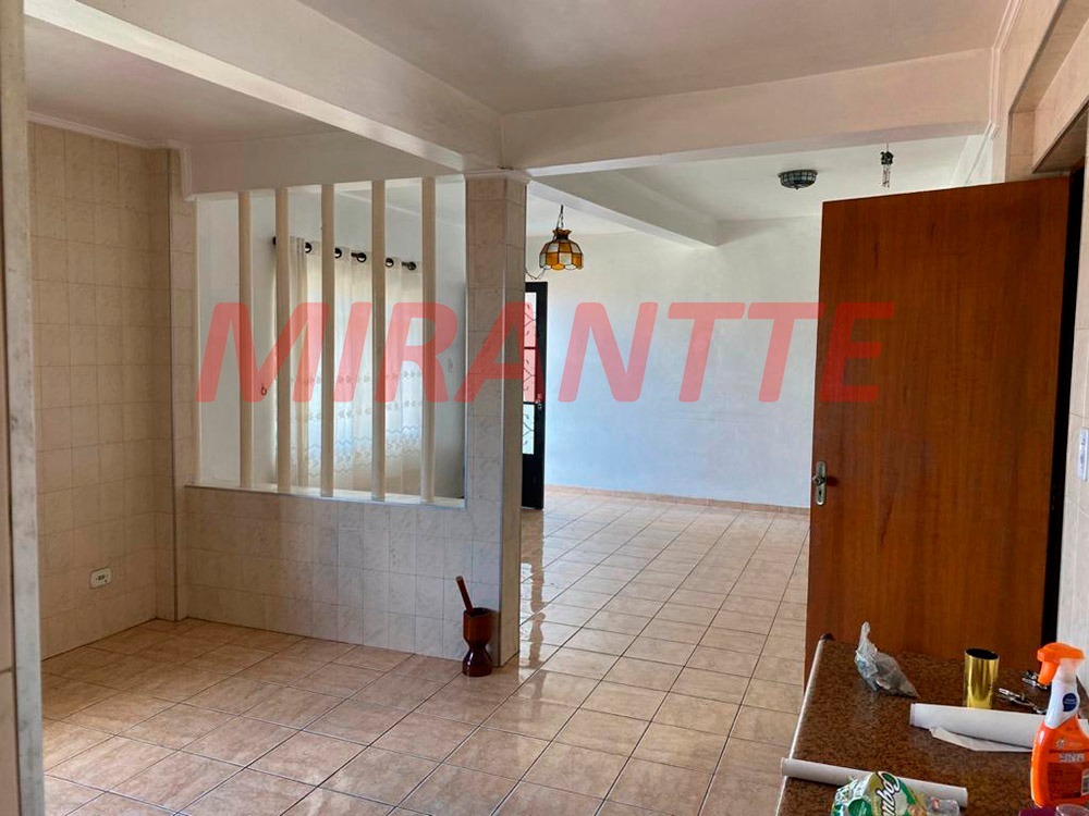 Sobrado de 233m² com 3 quartos em Parada Inglesa