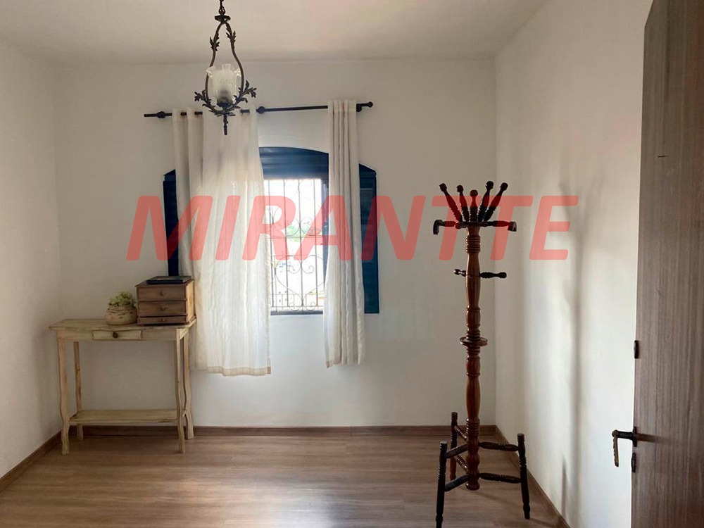Sobrado de 233m² com 3 quartos em Parada Inglesa