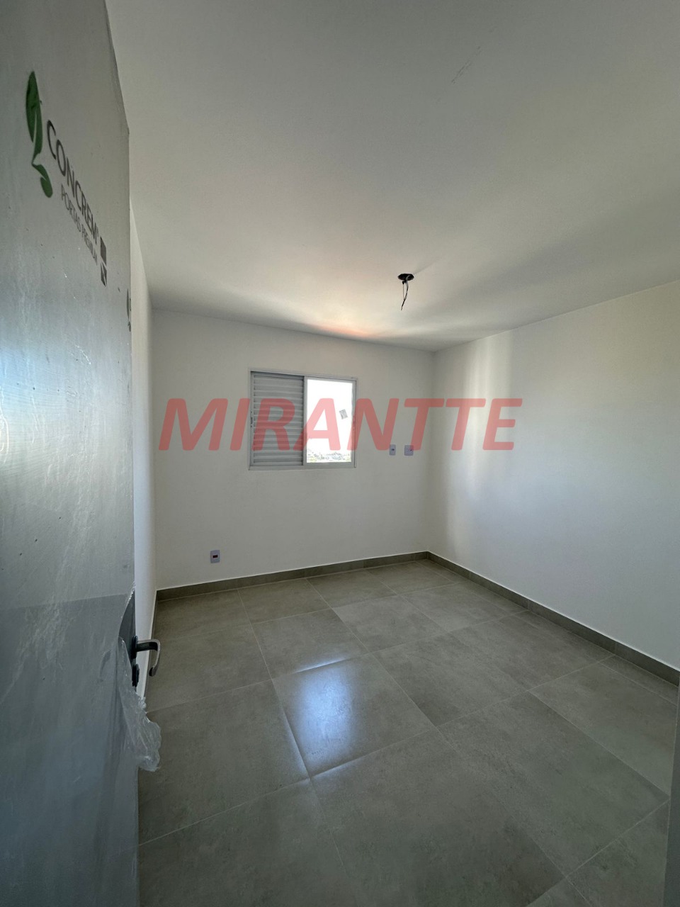 Apartamento de 48m² com 2 quartos em Jardim Aida