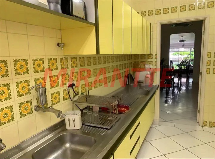 Apartamento de 154m² com 30 quartos em Pitangueiras