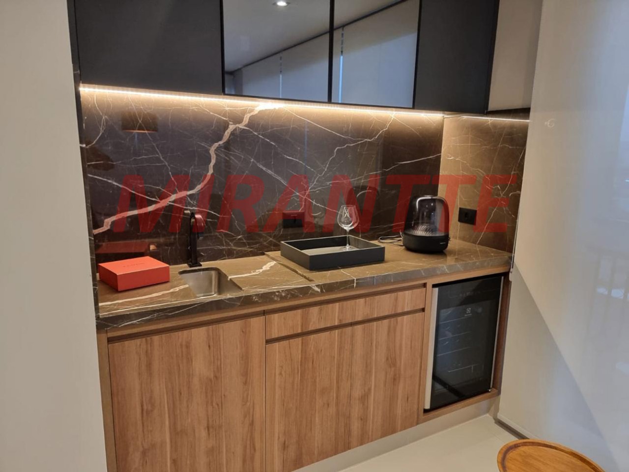Apartamento de 76m² com 2 quartos em Santana