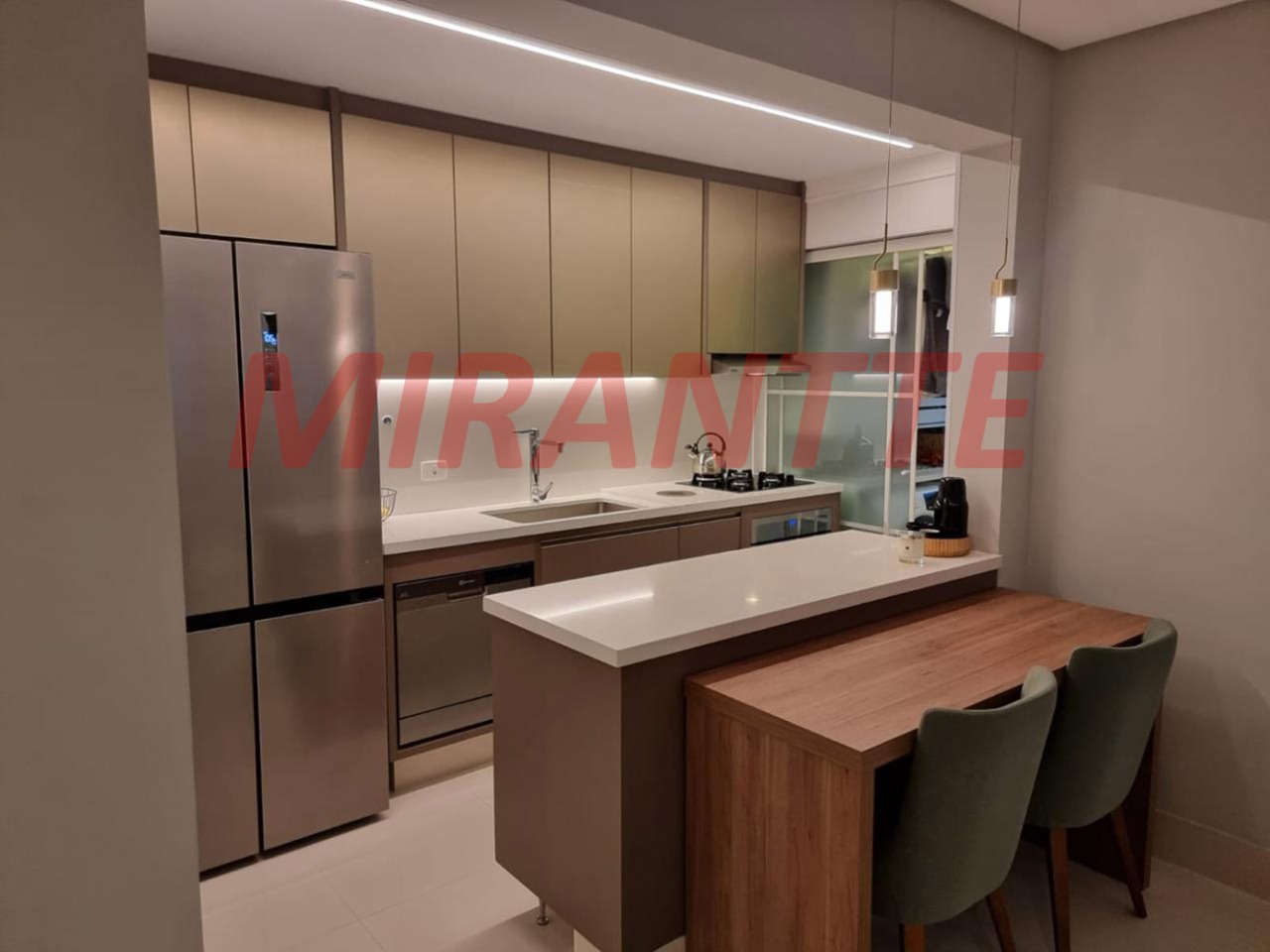 Apartamento de 76m² com 2 quartos em Santana