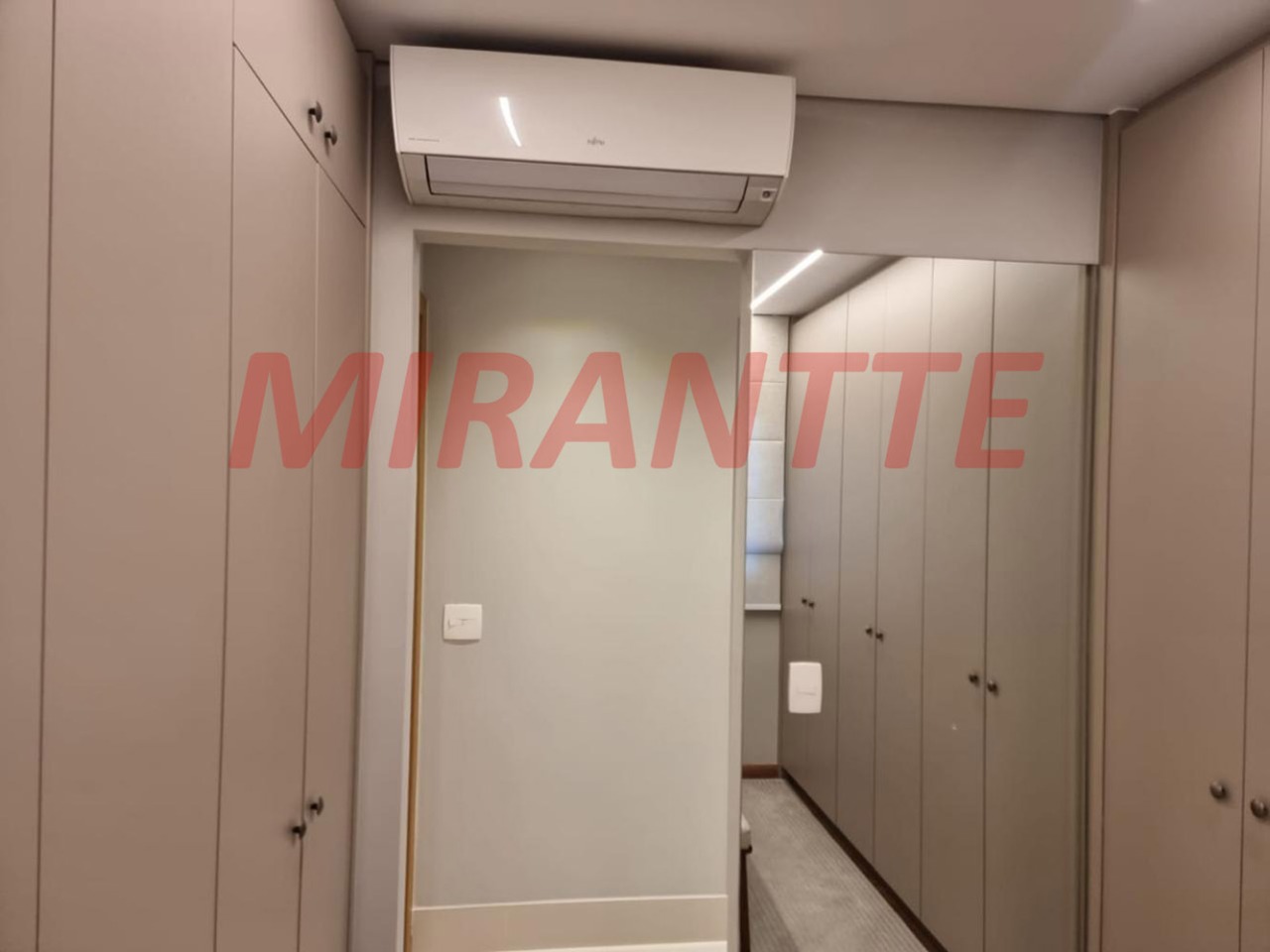 Apartamento de 76m² com 2 quartos em Santana