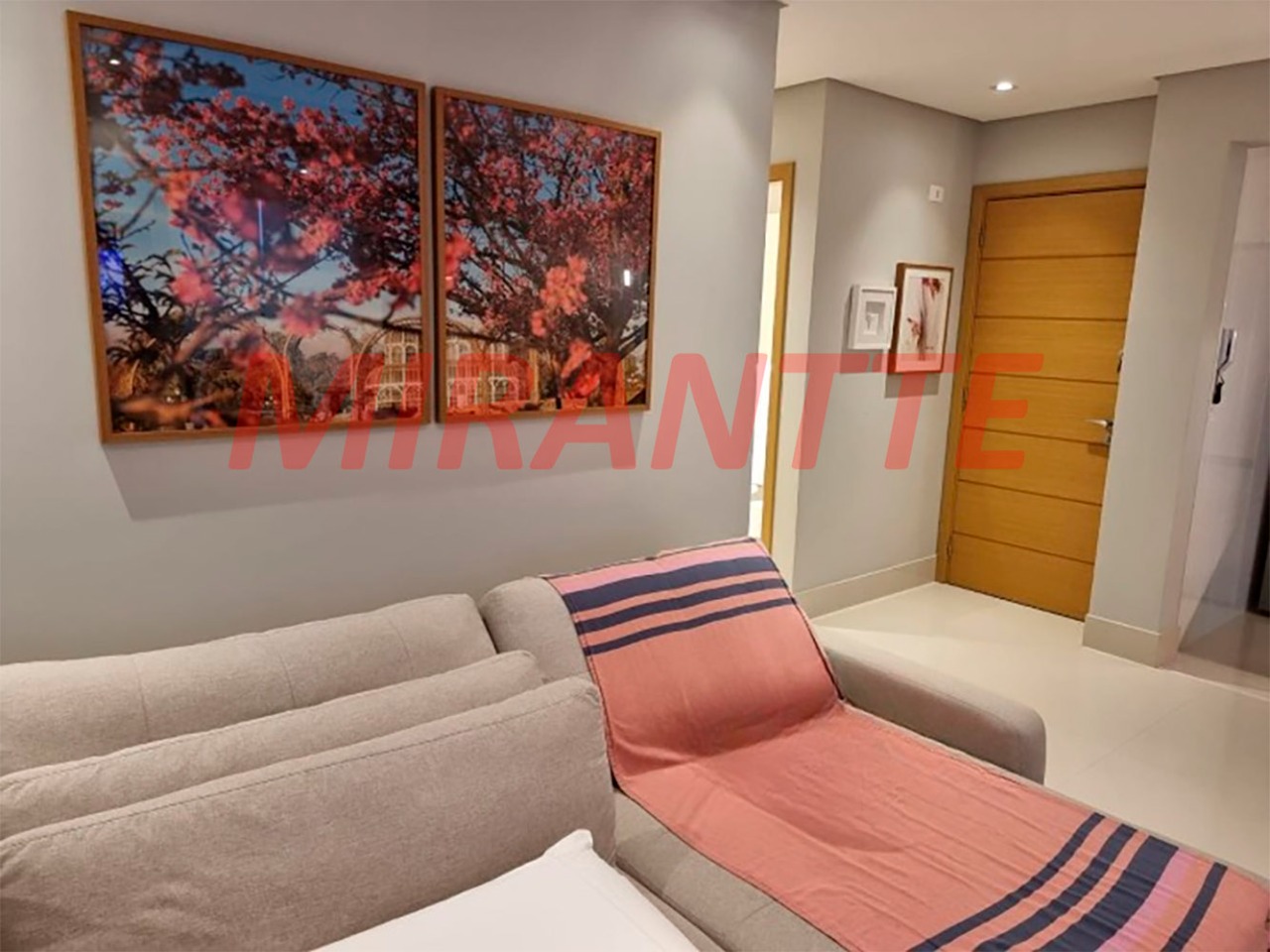 Apartamento de 76m² com 2 quartos em Santana