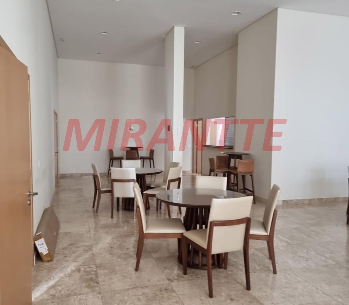Apartamento de 76m² com 2 quartos em Santana