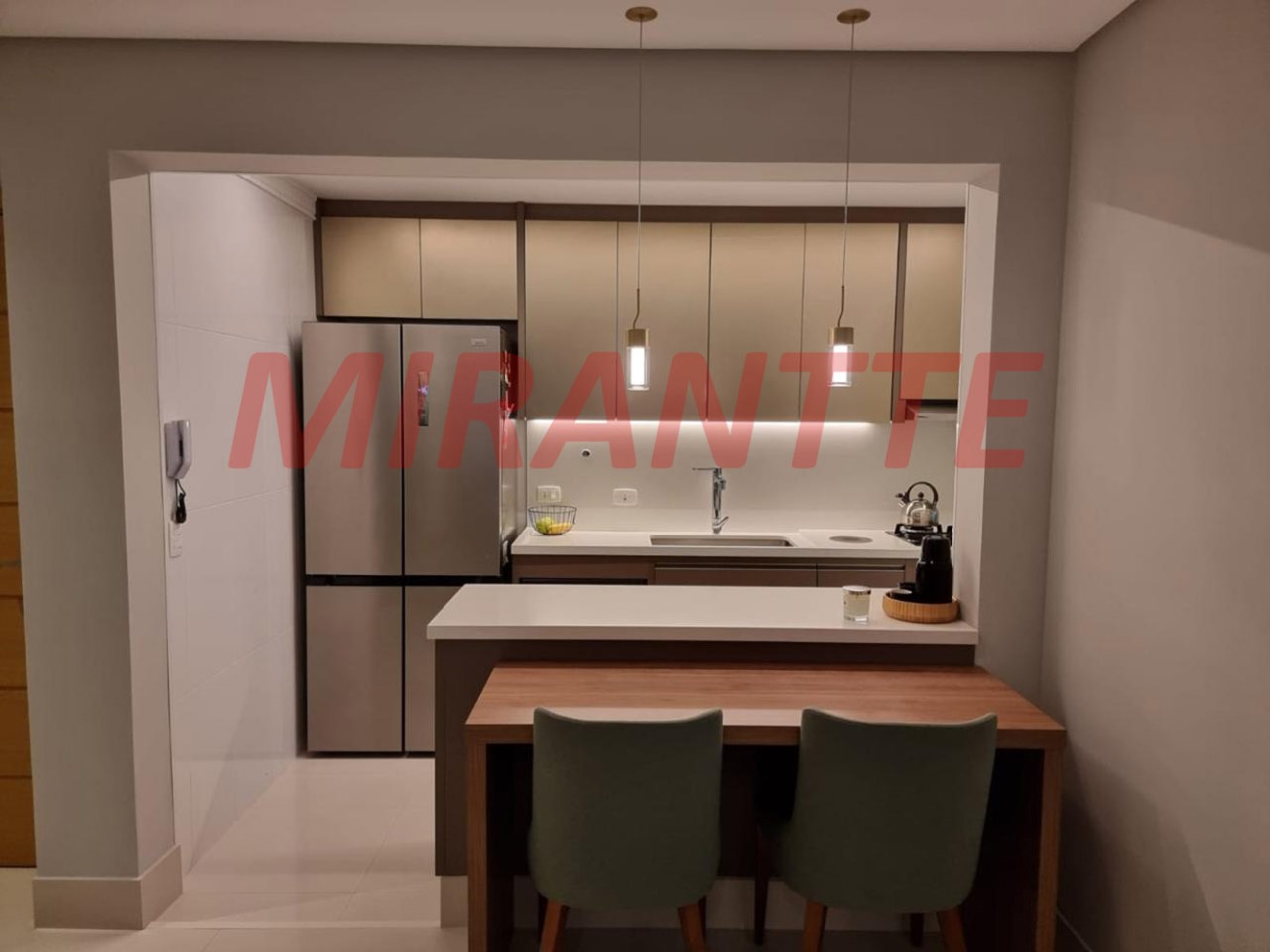 Apartamento de 76m² com 2 quartos em Santana