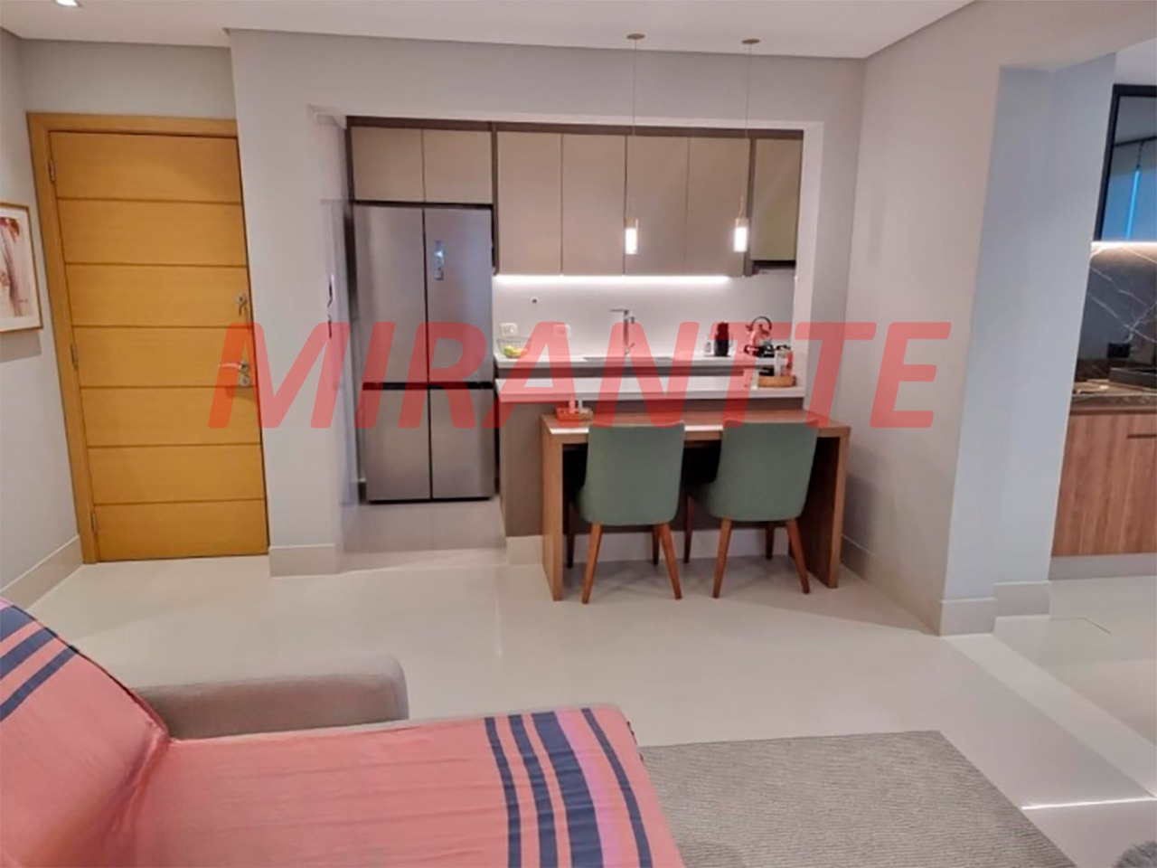 Apartamento de 76m² com 2 quartos em Santana