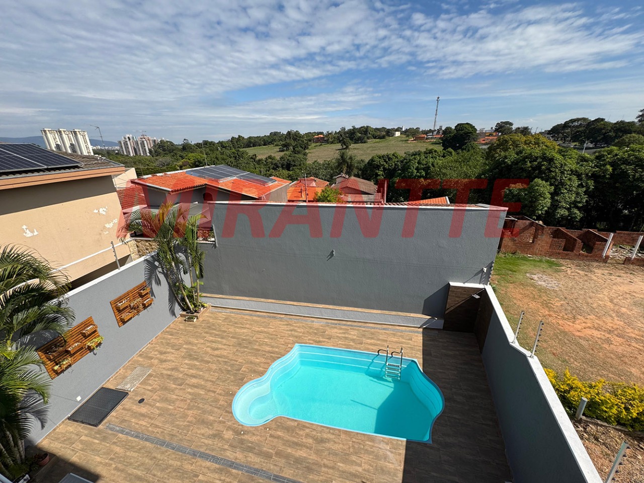 Casa terrea de 170m² com 3 quartos em Jardim São Vicente
