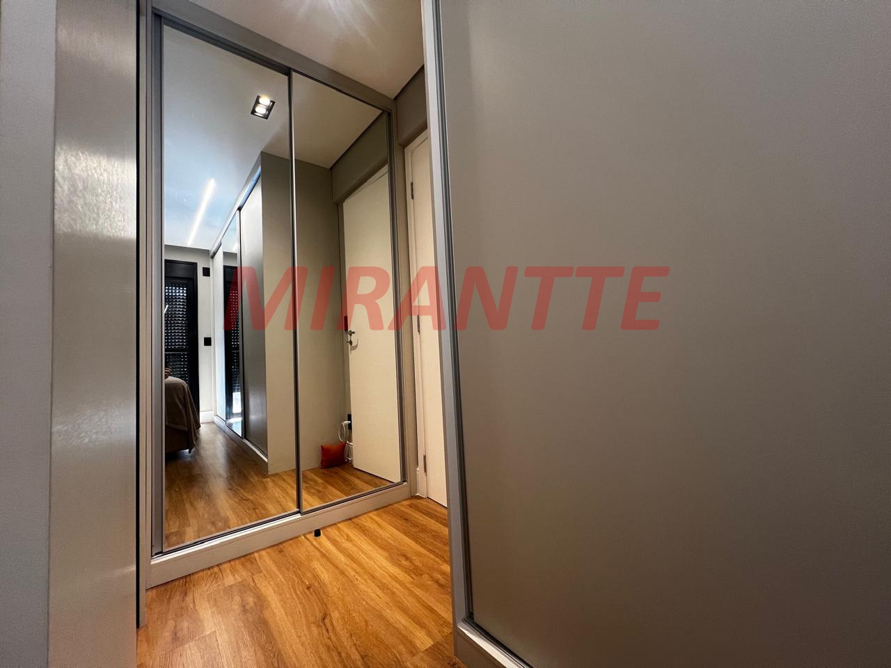 Apartamento de 70m² com 2 quartos em Santa Teresinha
