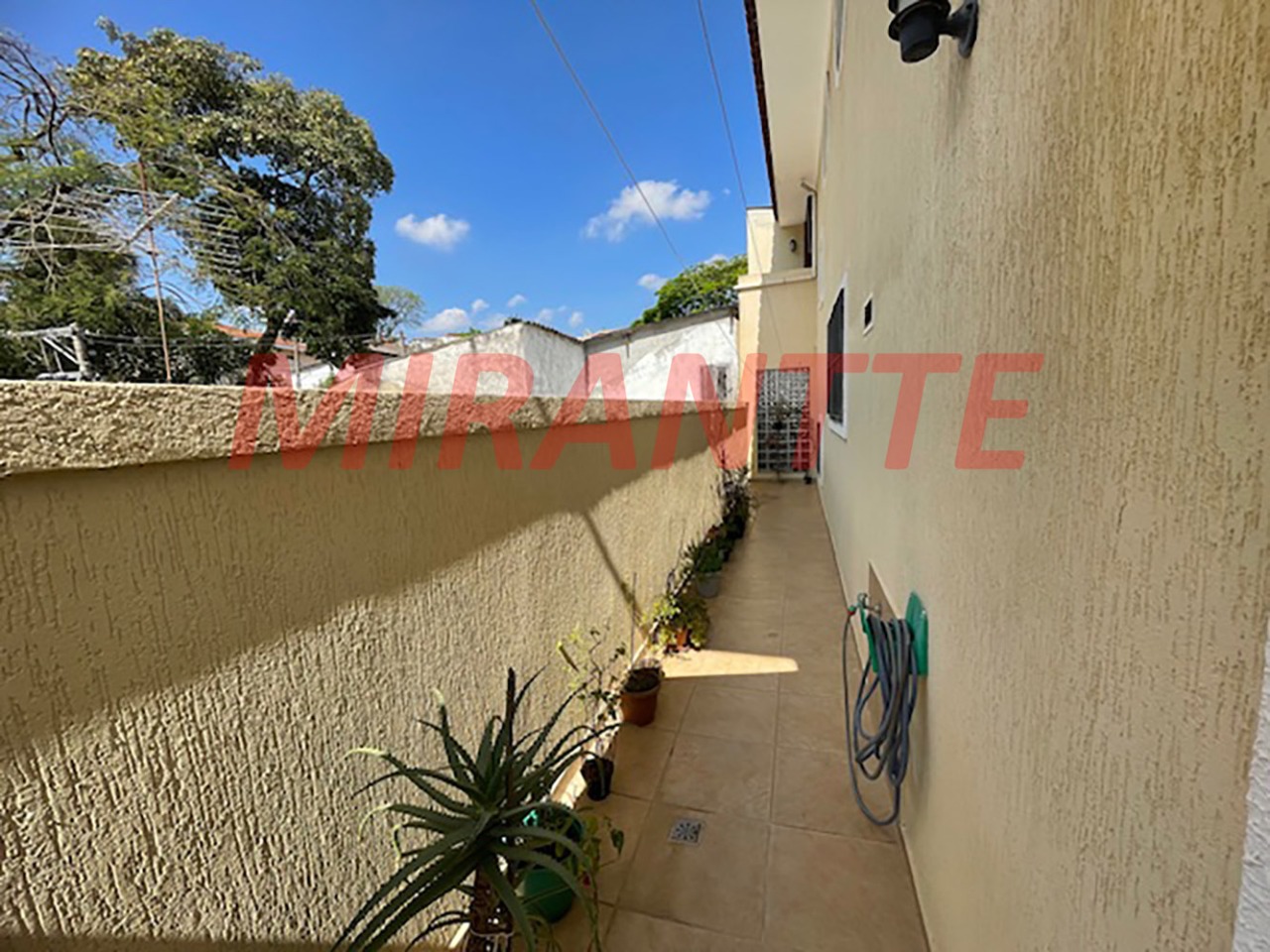 Sobrado de 222m² com 3 quartos em Mandaqui