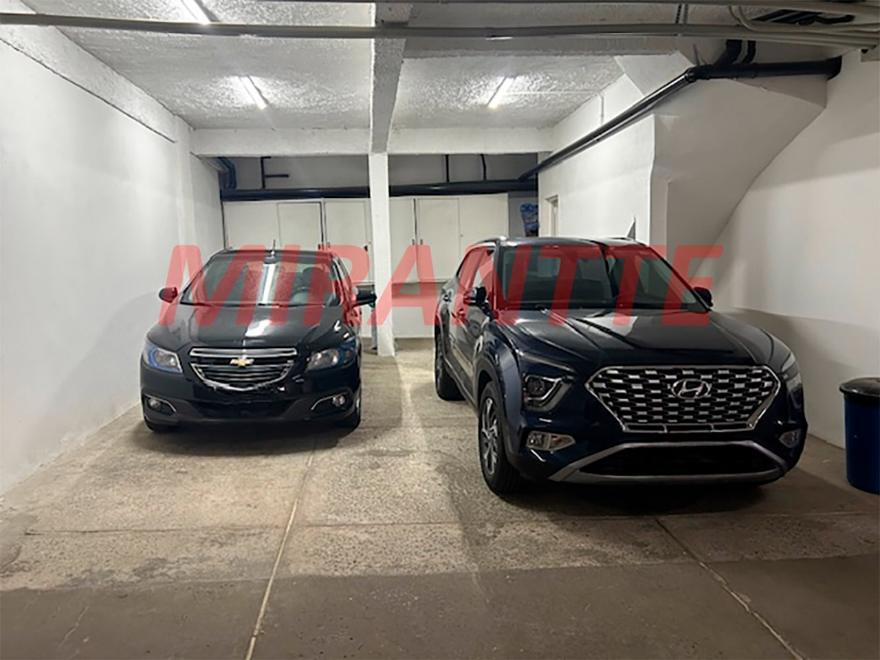 Cond. fechado de 169m² com 3 quartos em Vila Santos