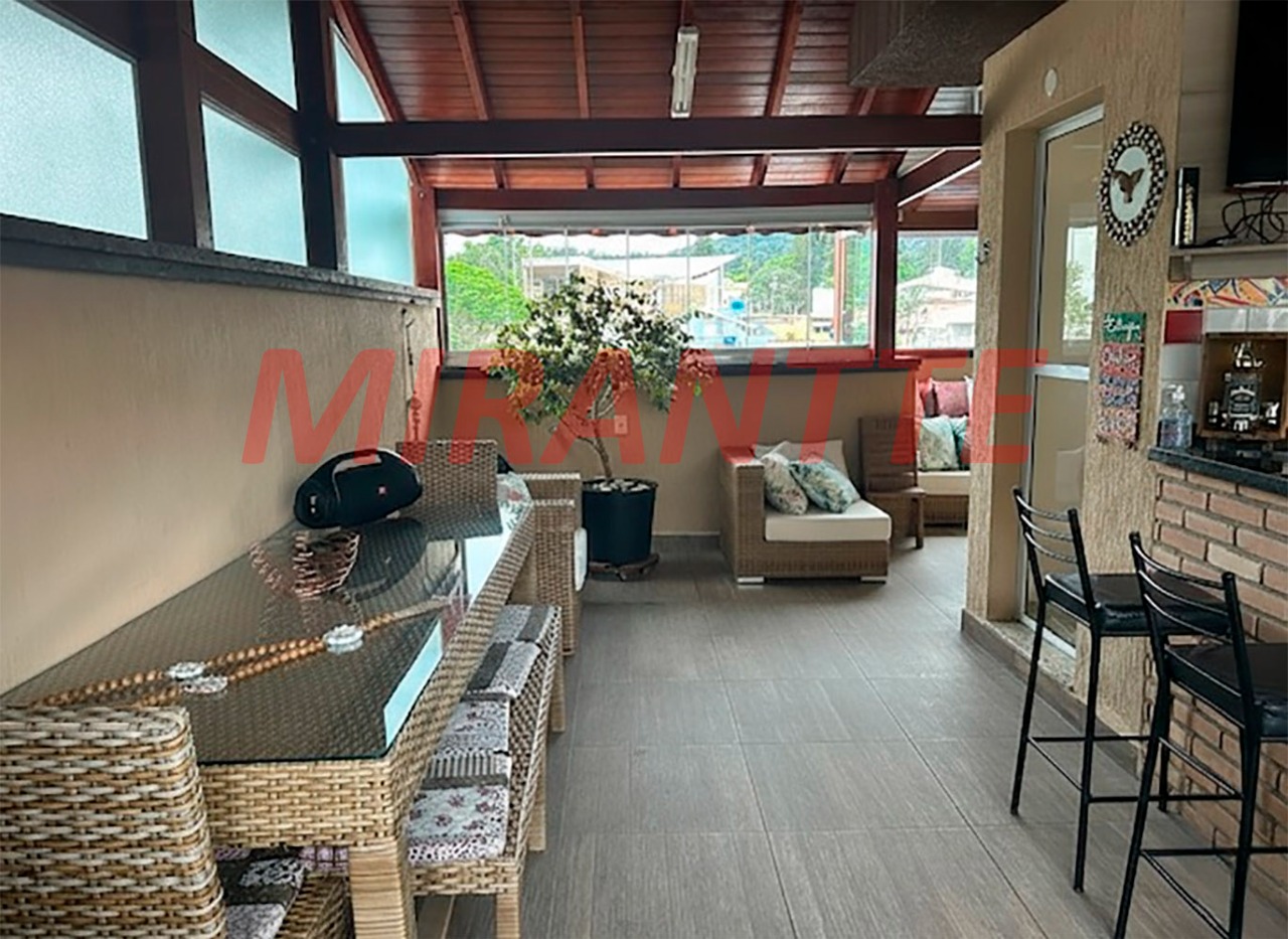 Cond. fechado de 169m² com 3 quartos em Vila Santos