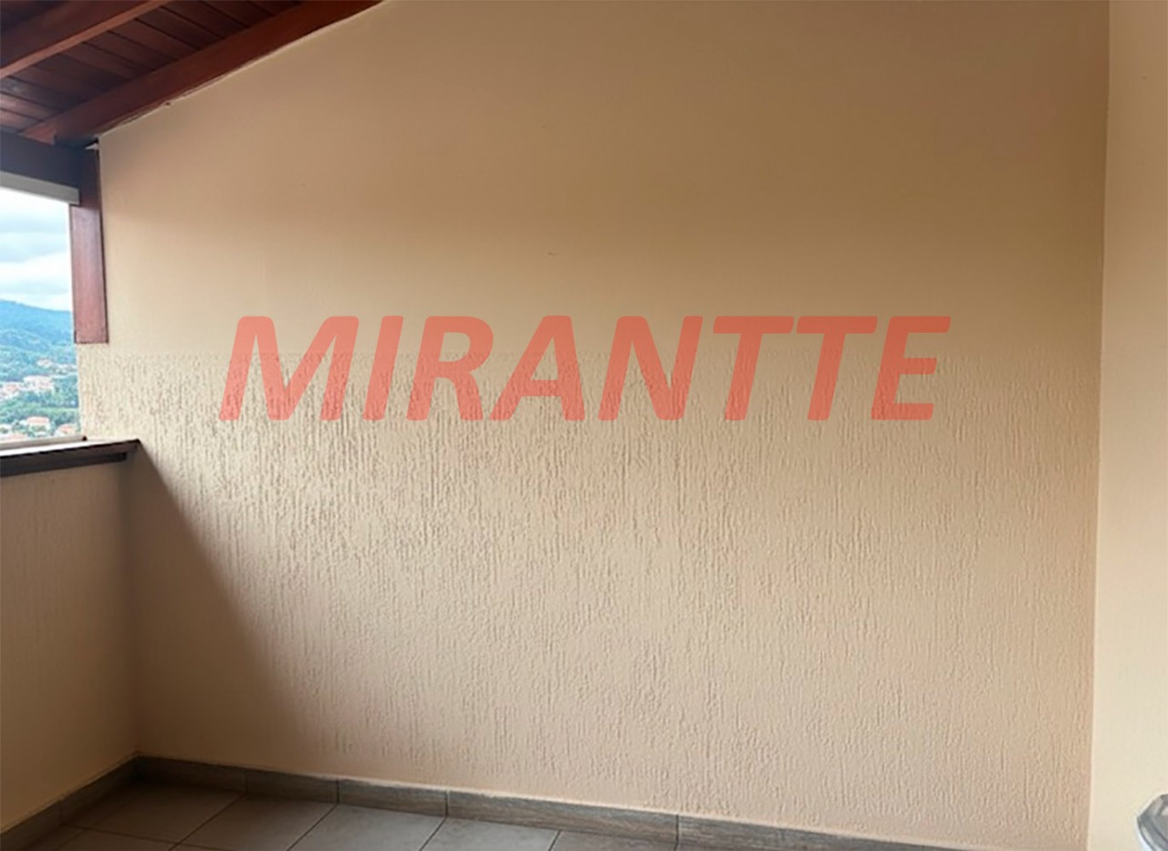Cond. fechado de 169m² com 3 quartos em Vila Santos